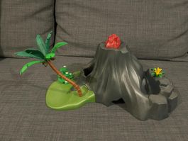 PLAYMOBIL Vulkan mit Höhle und Palme