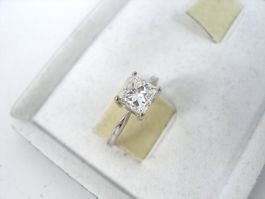 0.750 WG 1.25 CT SOLITAIRE PRINCESS