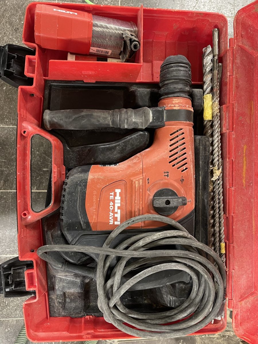 Hilti Tutti gli attrezzi: Hilti TE 40-AVR Kombihammer – Usato da Zürich venduto da Syossmen 1