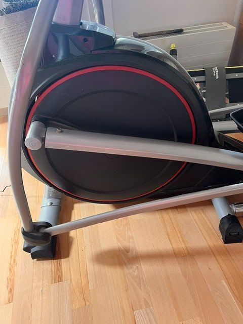 Kettler Vélos d'appartement: Crosstrainer "Kettler" Skylon 5 Premium – D'occasion à Walzenhausen par Jana013 8