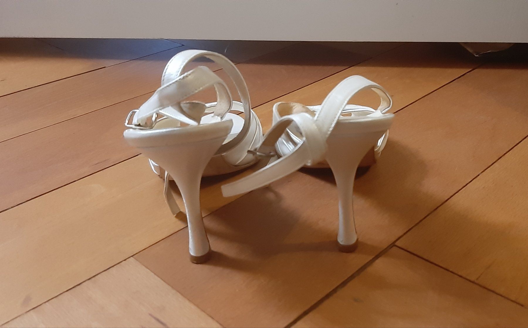 Scarpe da donna: Elegante Sandalen LEDER Gr.38 – Nuovo (secondo la descrizione) da Zürich venduto da Venecia25 4