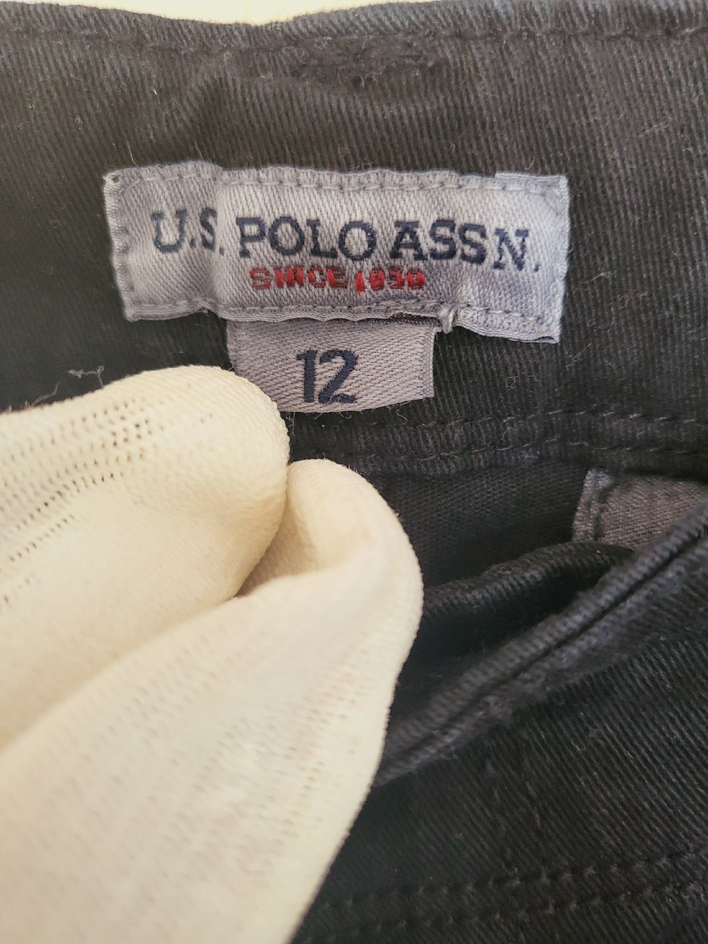 US Polo Pantaloni: U.S. Polo Assn. Trousers, Black, Size 12 – Usato da Sarmenstorf venduto da zuz_q5kq 6