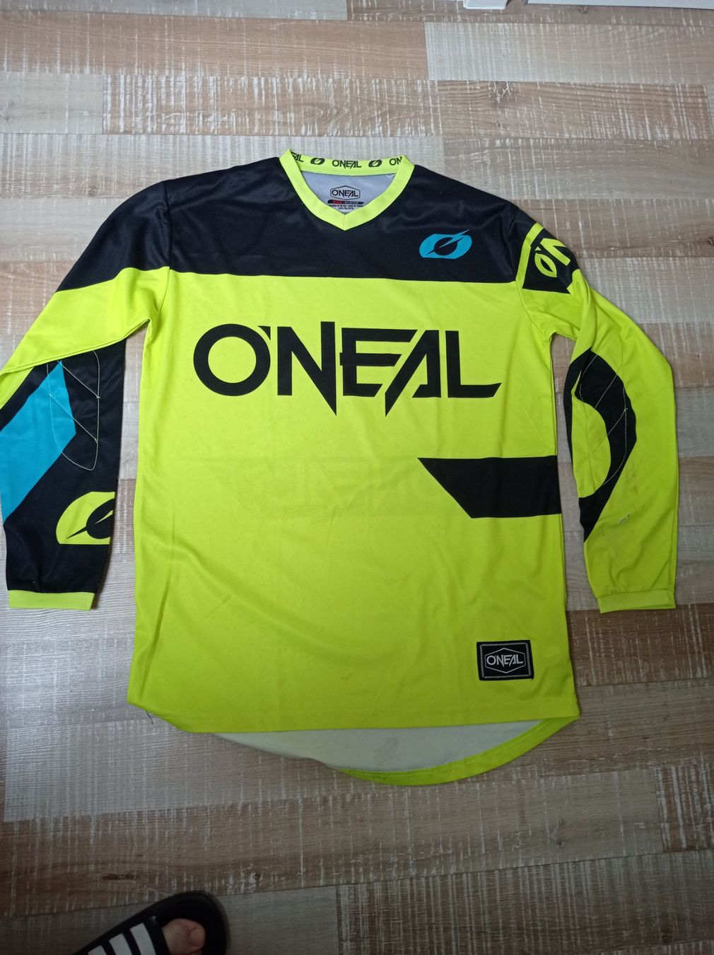 Canottiere & Pantaloni: O'Neal langarm Bikeshirt – Usato da Lützelflüh-Goldbach venduto da Knuesi0