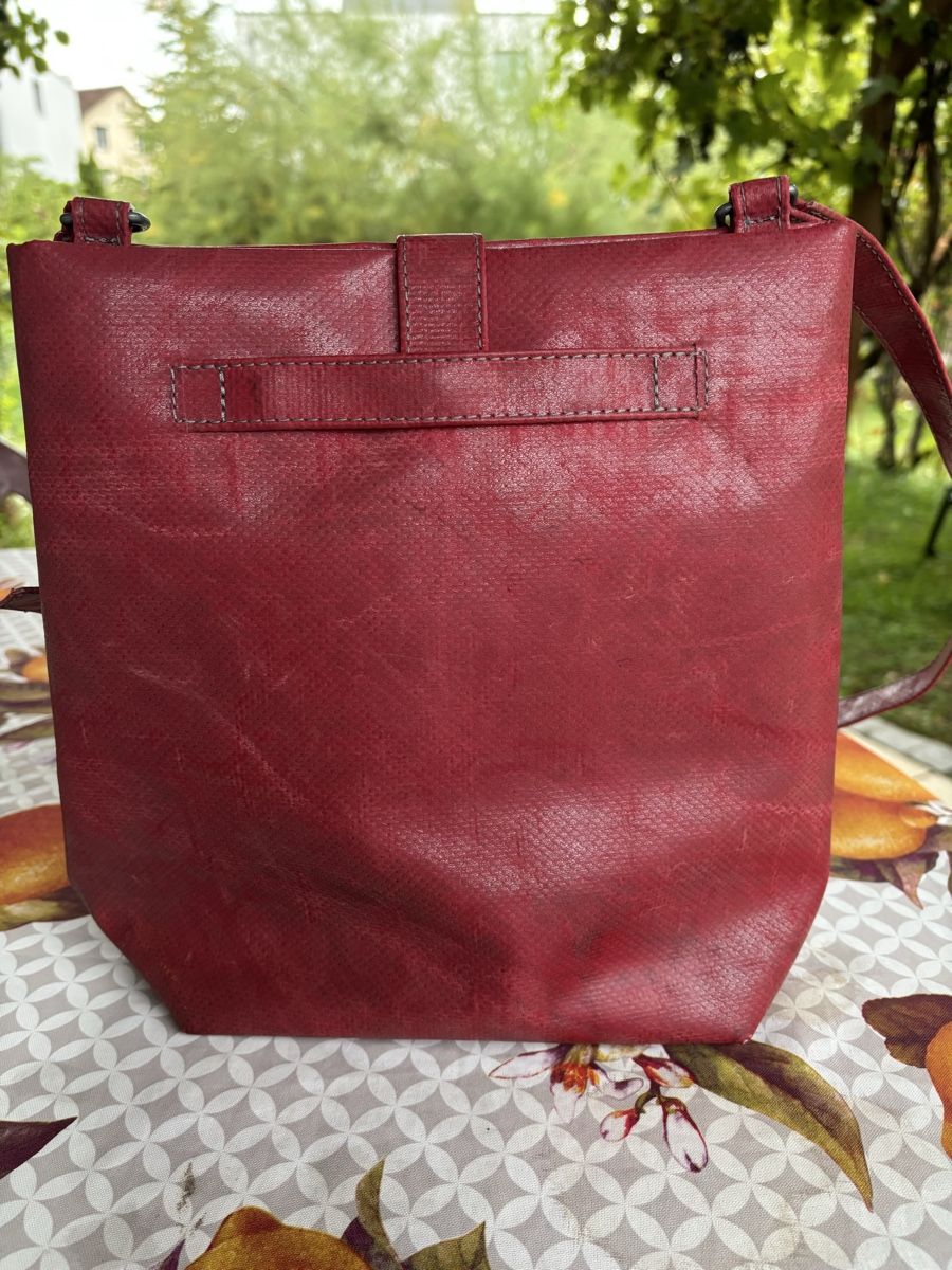 Freitag Borse da donna: Freitag Tasche Bird rot matt – Usato da Frauenfeld venduto da Andi_andrea 1