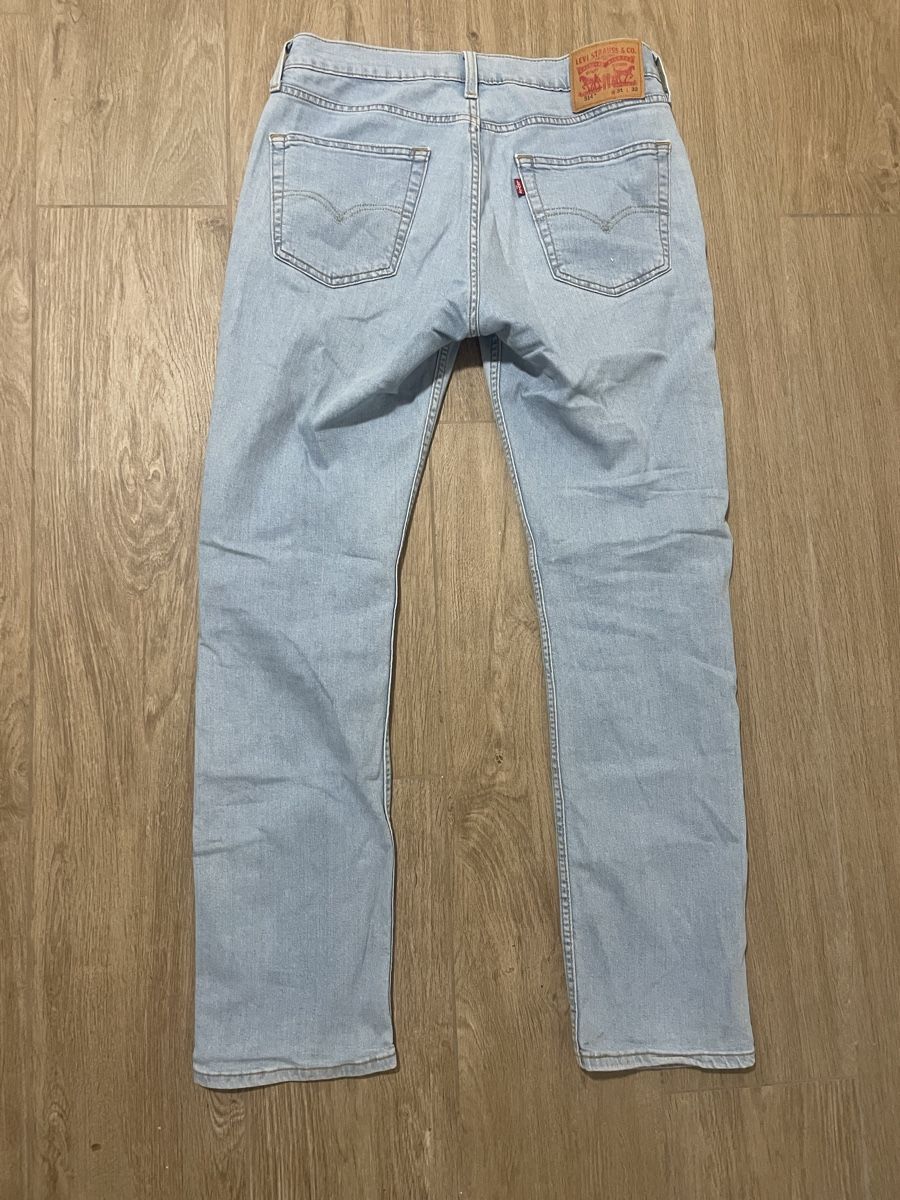 Levi's Jeans: Levi's 514 Straight Jeans – Nuovo (secondo la descrizione) da St. Gallen venduto da sgs_y5j7 1