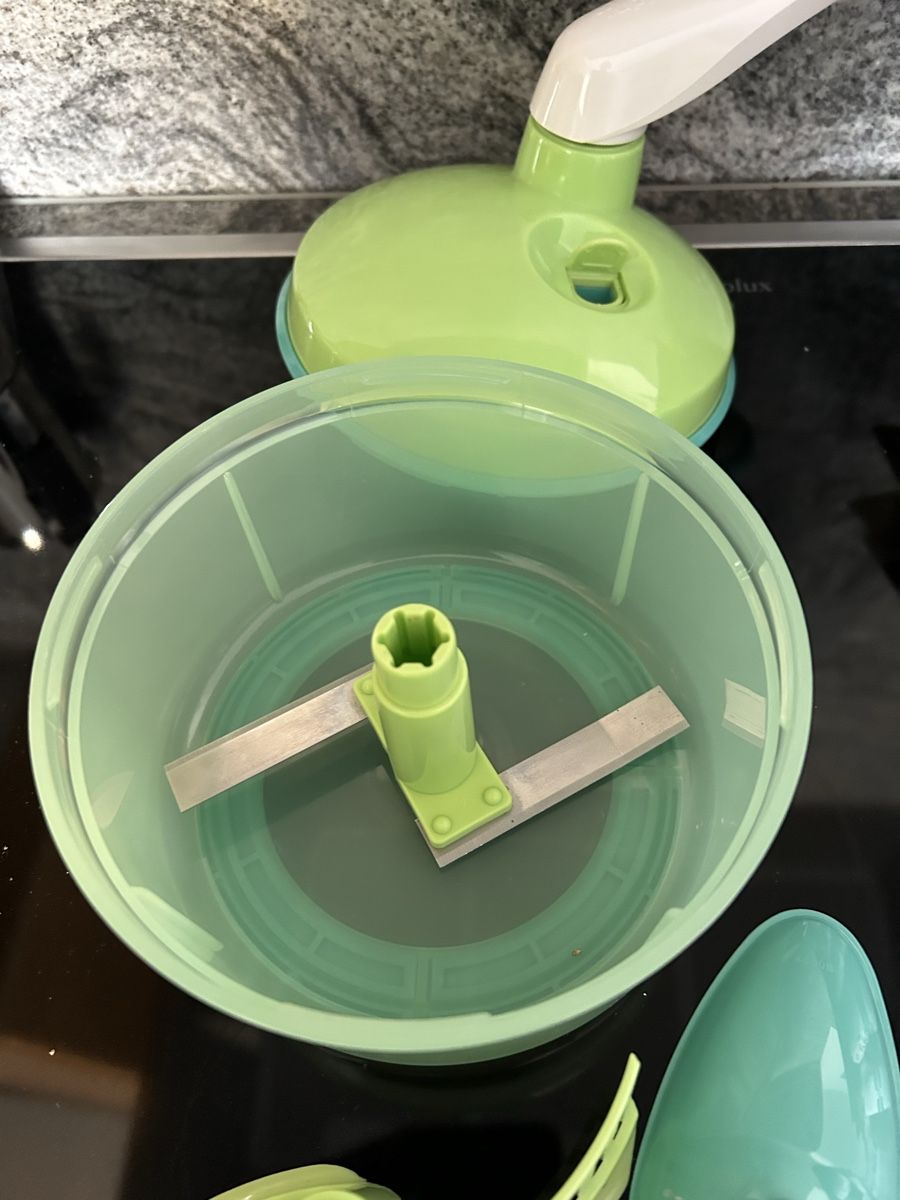 Tupperware Elettrodomestici da cucina: Tupoerware Quick-Chef , schneiden/zerkleinern, mixen – Usato da Glarus venduto da Karinae 4