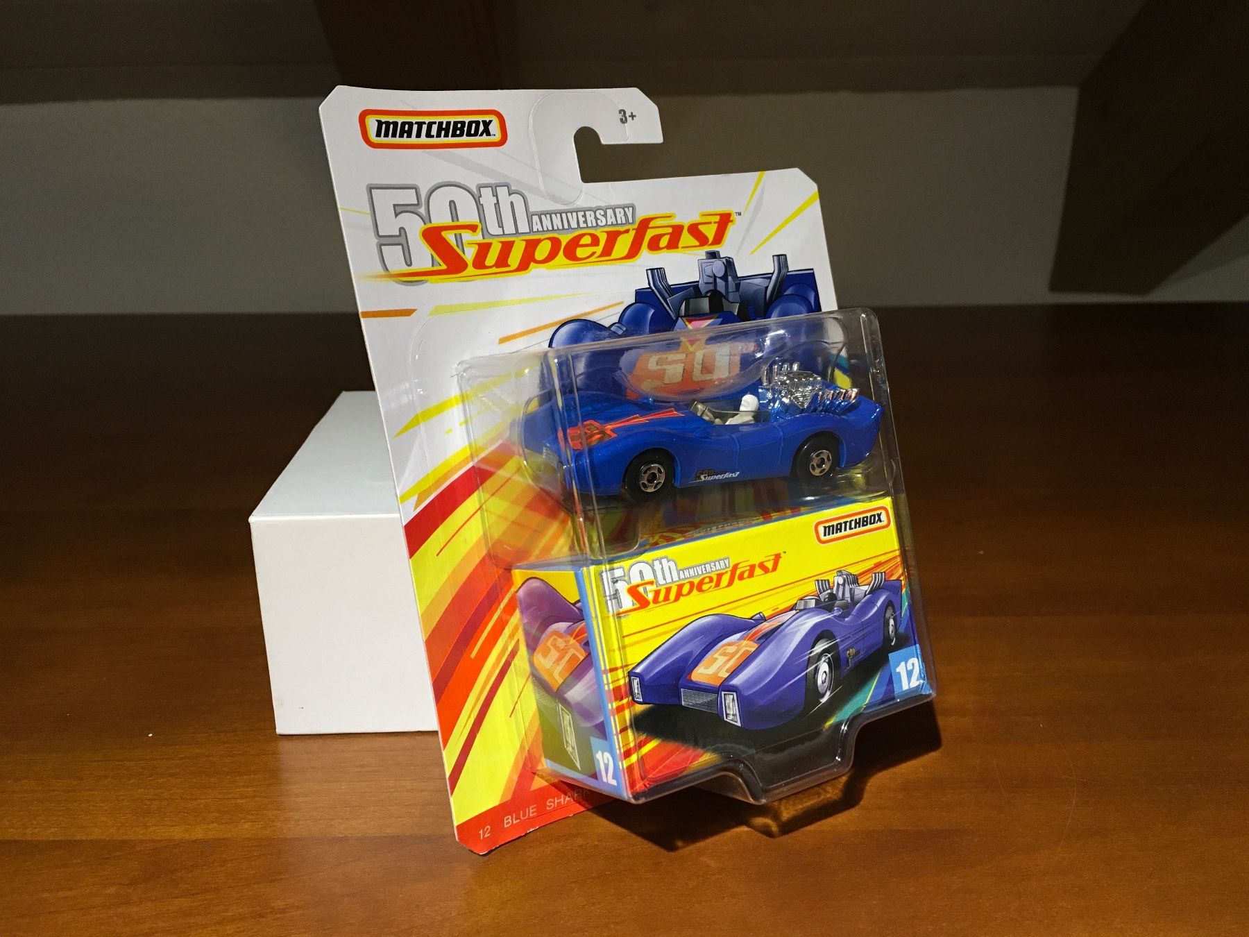 Matchbox Modellini d'auto: Blue Shark - Matchbox SuperFast 50th Anniversary – Nuovo e nell'imballaggio originale da Wohlen AG venduto da PrivatSammlung