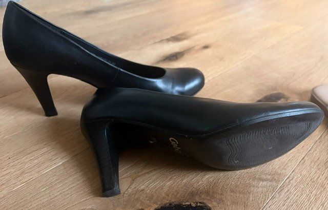 Gabor Scarpe da donna: Schwarze Pumps der Marke Gabor, Grösse 5 1/2 – Usato da Schwyz venduto da car_6flb 2