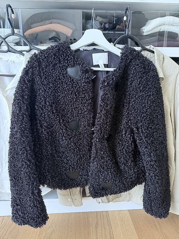 Giacche: Pellicciotto H&M – Usato da S. Antonino venduto da gio_q2dl