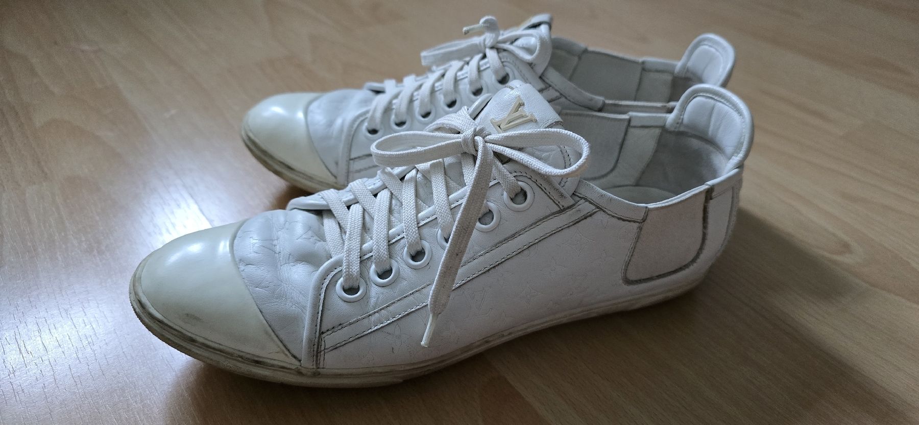 Louis Vuitton Scarpe da donna: LV Sneaker Gr.37.5 – Usato da Oberbipp venduto da Meaw13 1