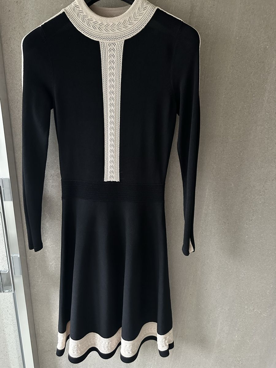 Sandro Kleider: Robe Sandro – Gebraucht aus Muraz (Collombey) von dor_hp2w 1