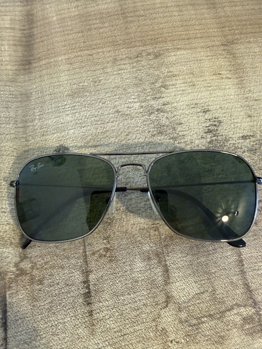Ray-Ban Lunettes & Verres: Ray-Ban Sonnenbrille  – D'occasion à Dietwil par sel_6c6p