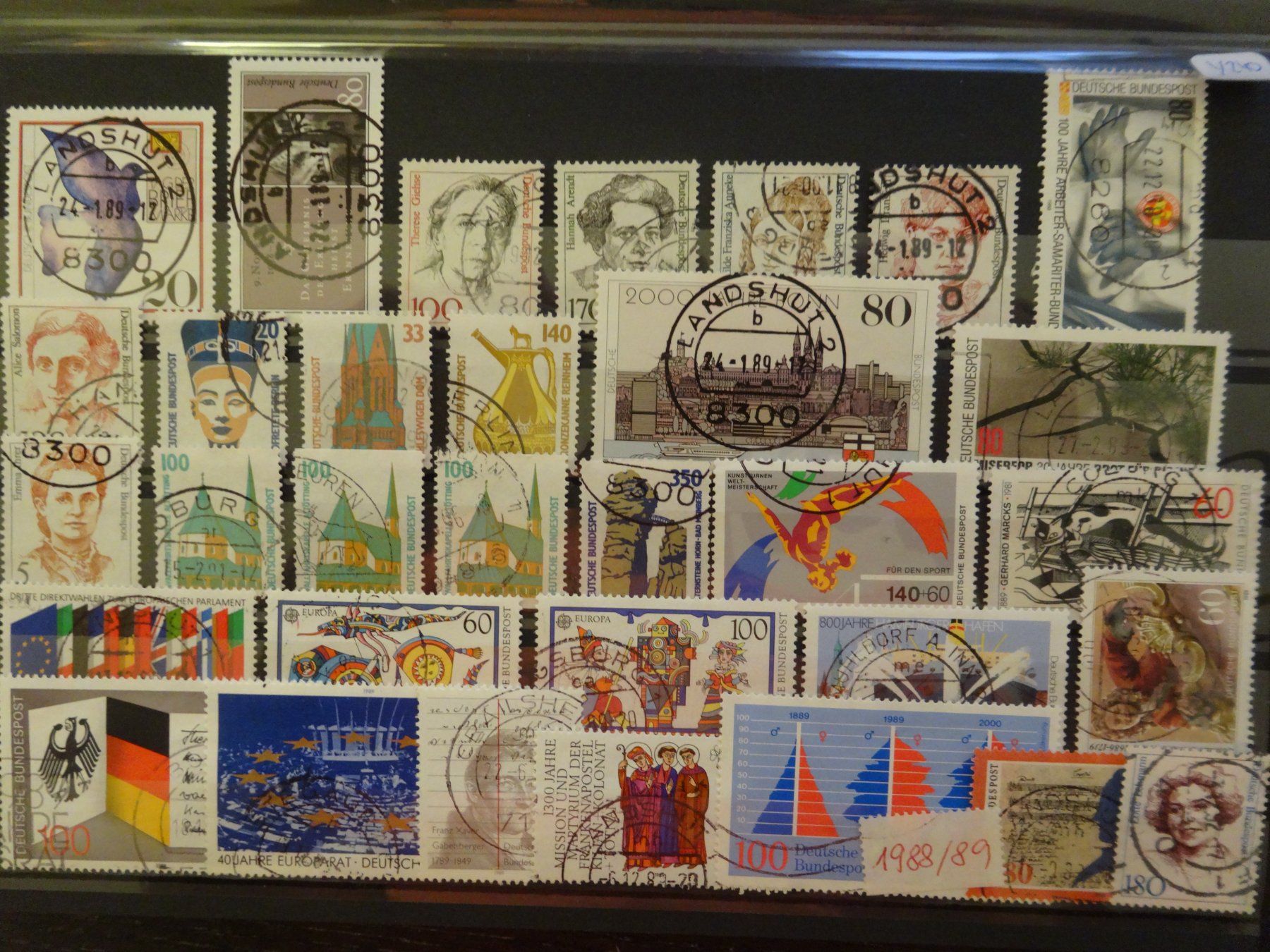 Alle Briefmarken: BRD Briefmarken 1988/89 gestempelt – Gebraucht aus Zürich von reto33