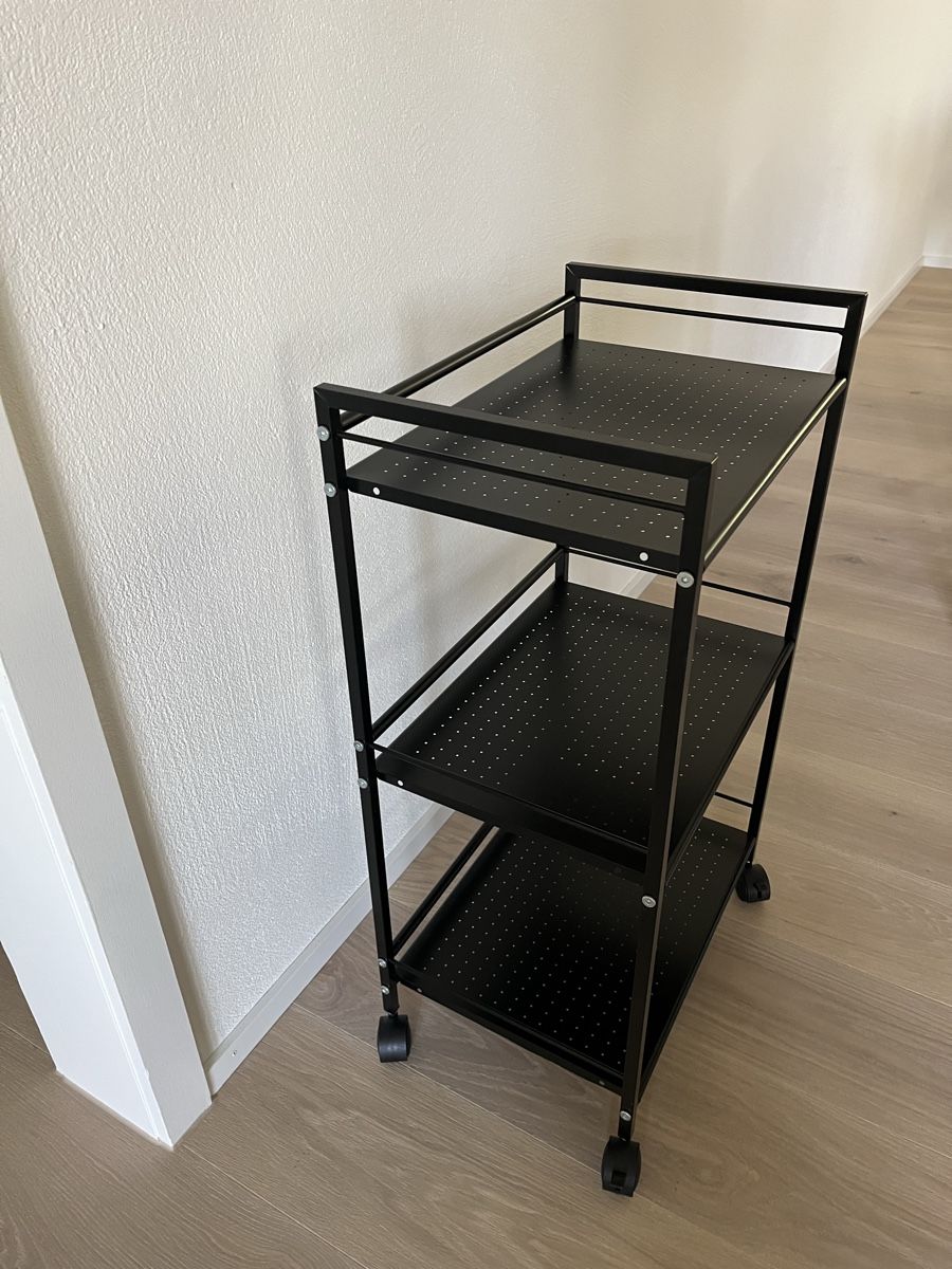 Valigie & Borse: Schwarzer Rollwagen / Servierwagen - Top Zustand! – Nuovo (secondo la descrizione) da Wermatswil venduto da -secondchance- 2