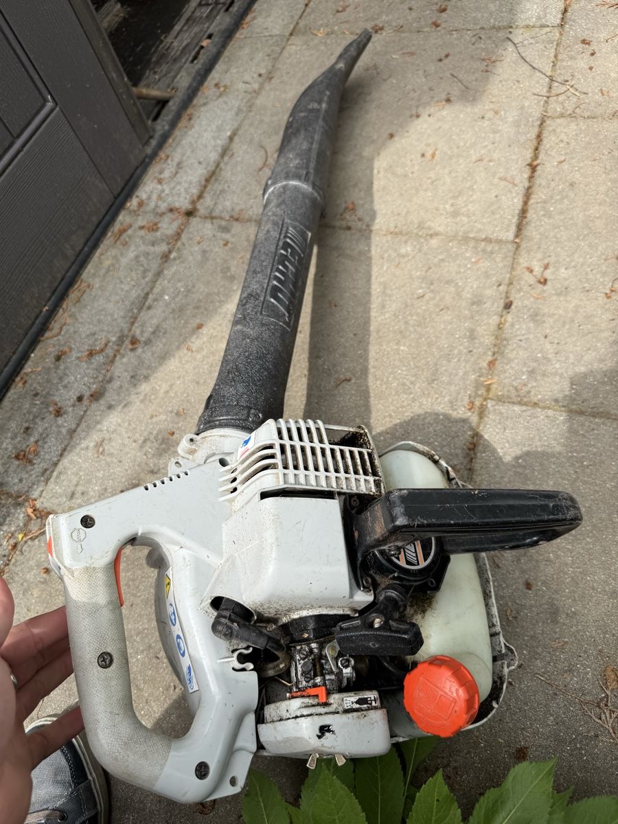 Laubbläser & Laubsauger: Laubblaser Echo ES-2400 – Gebraucht aus Schönenberg ZH von ING8 1