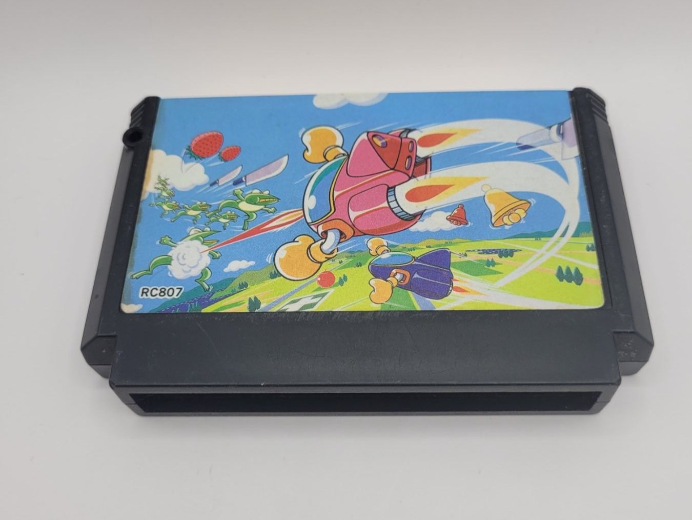 Nintendo Giochi: Twinbee NES Famicom Jap. – Usato da Münchenstein venduto da danytlaw