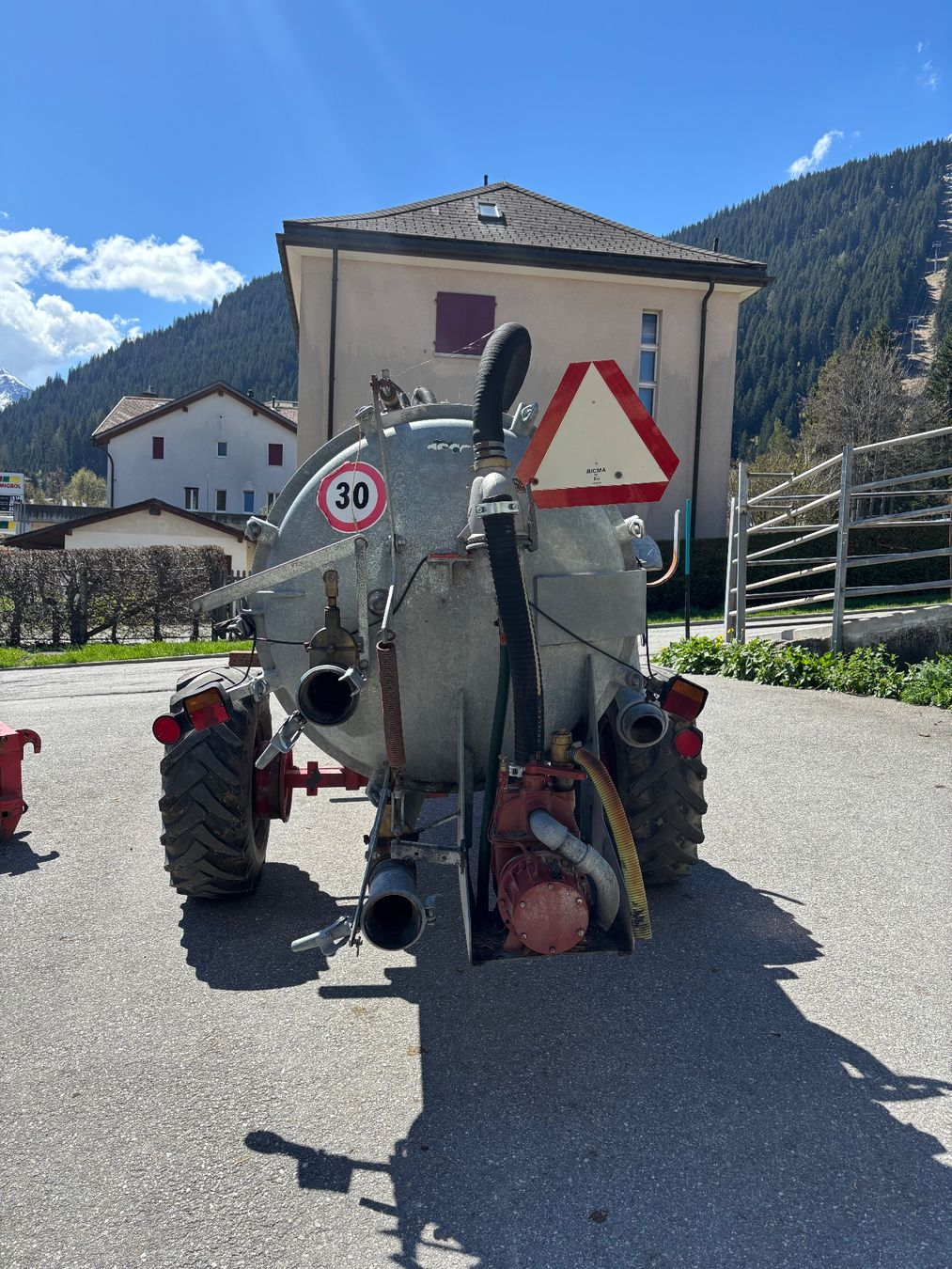 Toutes les machines: ASCO 2600l Vakuumfass – D'occasion à Churwalden par Fadrigro 2