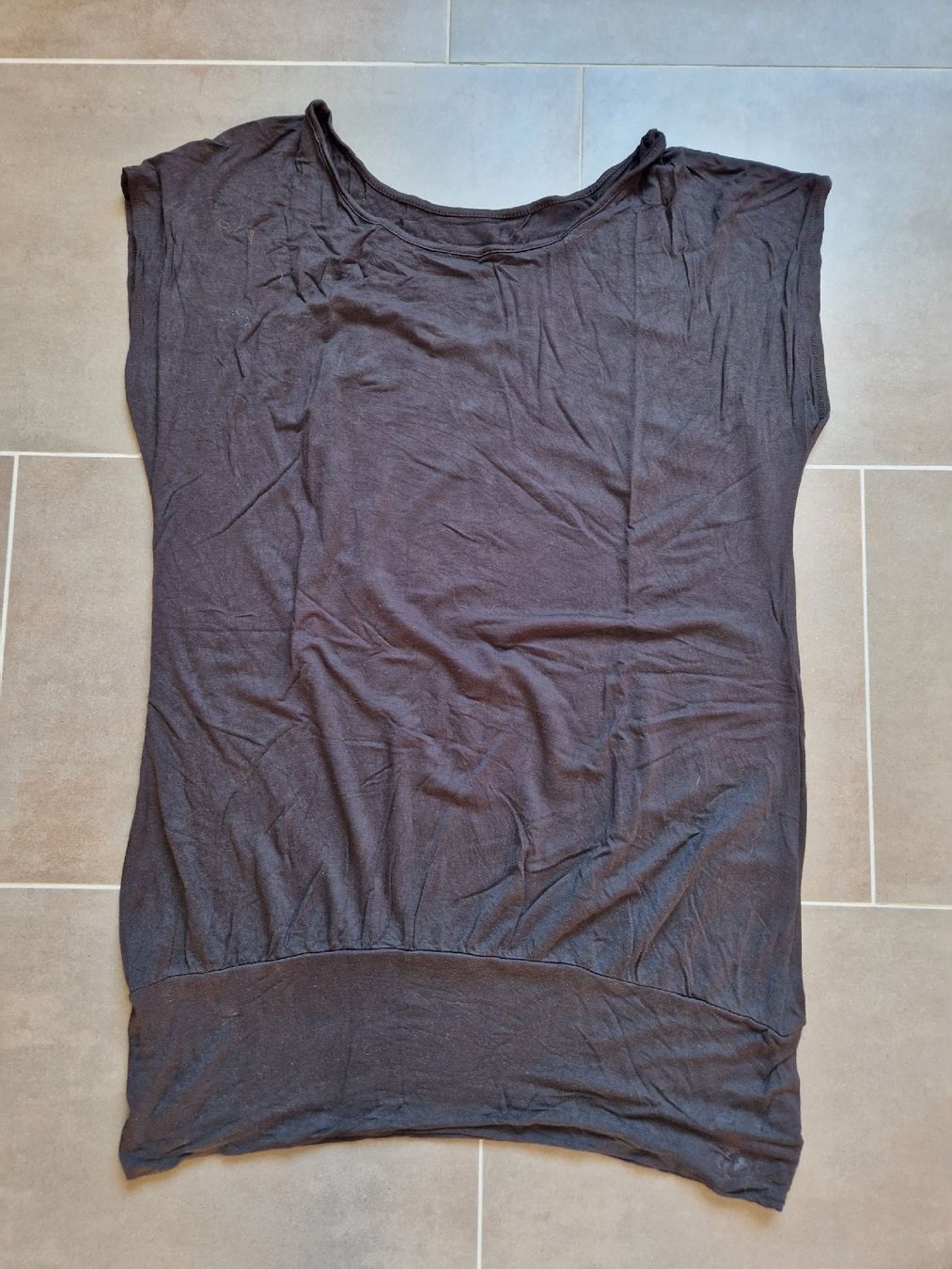 Lascana T-shirts: Lascana Shirt 40/42 schwarz – D'occasion à Lichtensteig par Cocabana_16