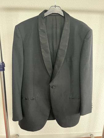 Smoking Jacket, Gränicher