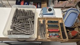 Trix Personenzug mit Trafo und Schienen Konvolut