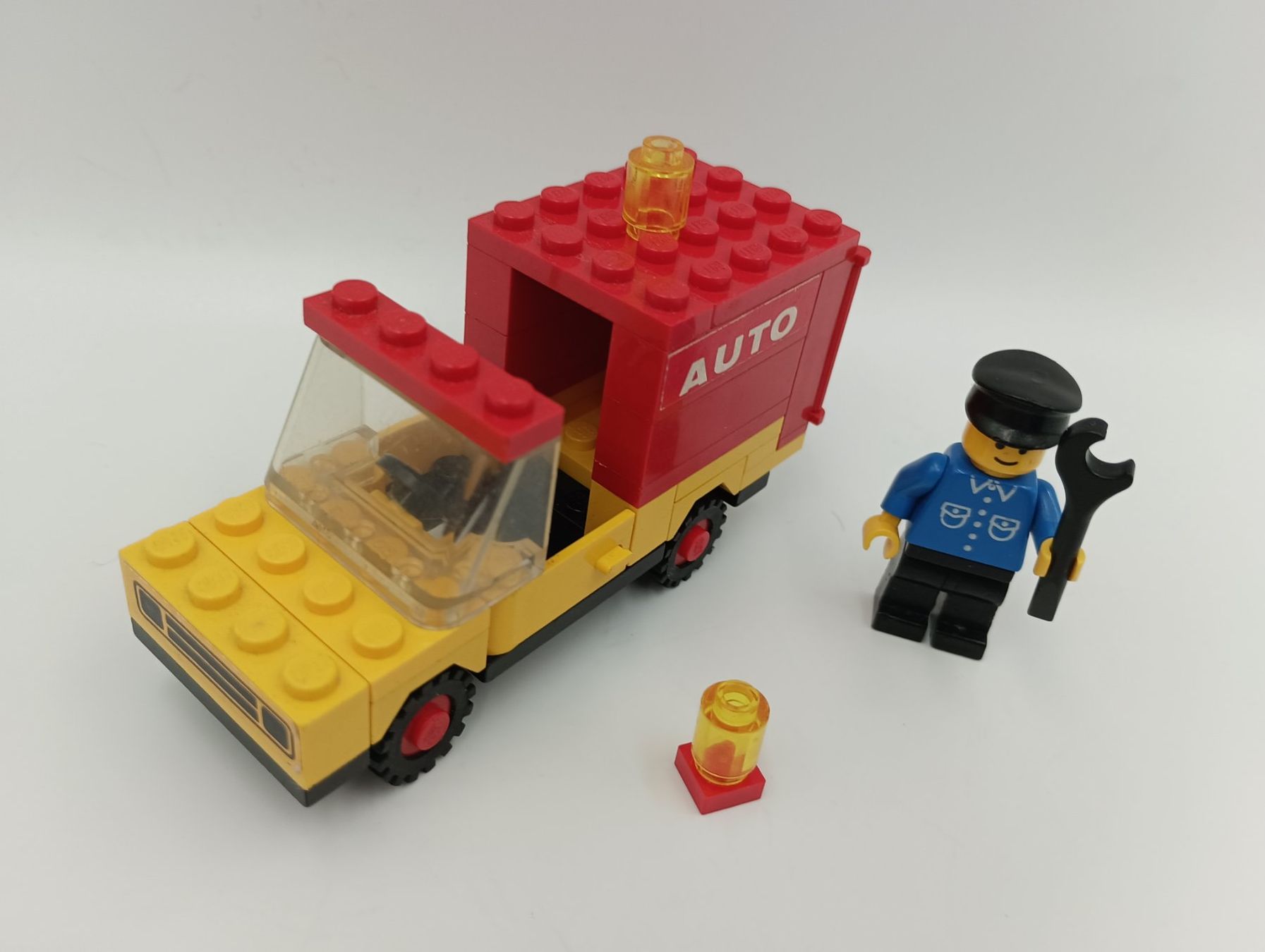 Lego Giocattoli: 646 Auto Service Truck – Usato da Bremgarten AG venduto da redstar69