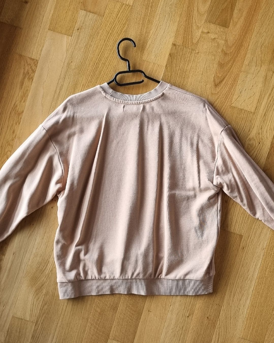 Bershka Pullover & Sweatshirts: Bershka Damen Pullover beige mit Schriftzug, Grösse S – Gebraucht aus Düdingen von 20m_f8bn 2