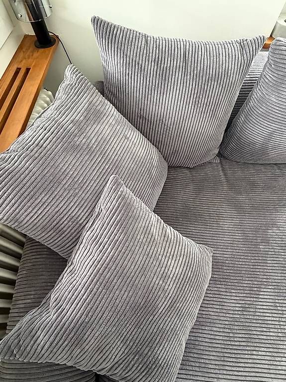 Divani: Cord-Sofa in Top-Zustand – Usato da Uster venduto da fab1329 1