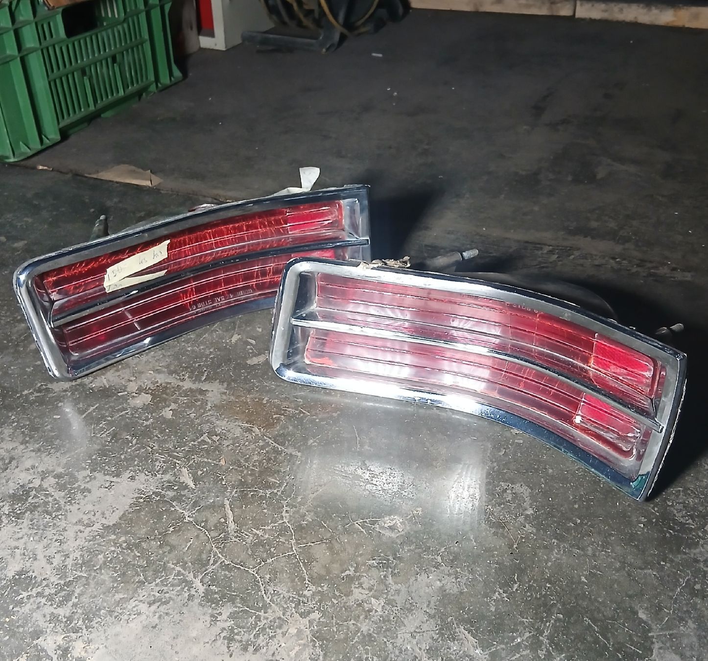Fari: Feux arrière Buick Skylark 64 – Usato da la heutte venduto da Auto-stock