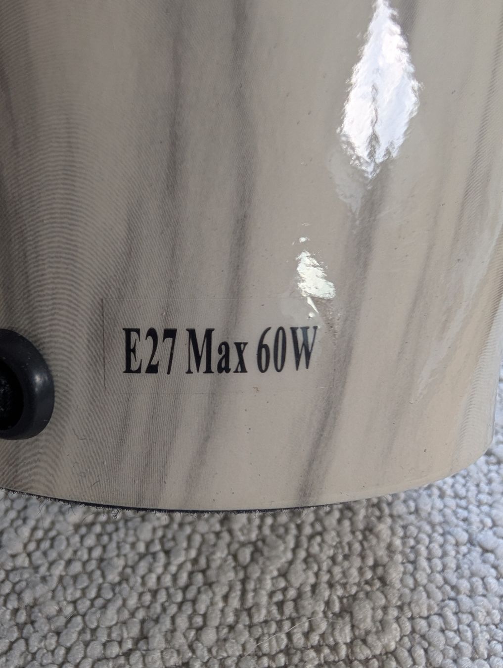Lampade: Markslöjd marble-look table lamp (E27) — mint condition – Usato da Zürich venduto da c64_v5nj 2