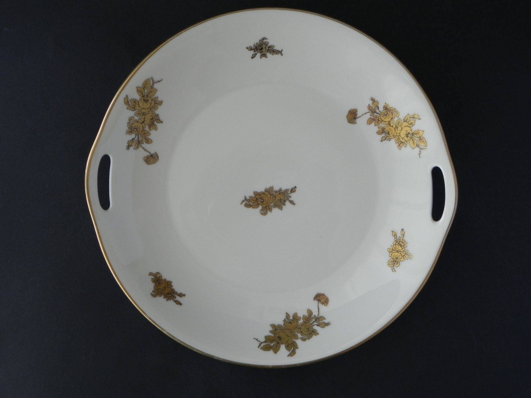 Servierplatten: Schale / Platte mit Golddekor von Langenthal 1961 – Gebraucht aus Zürich von LodgE-21