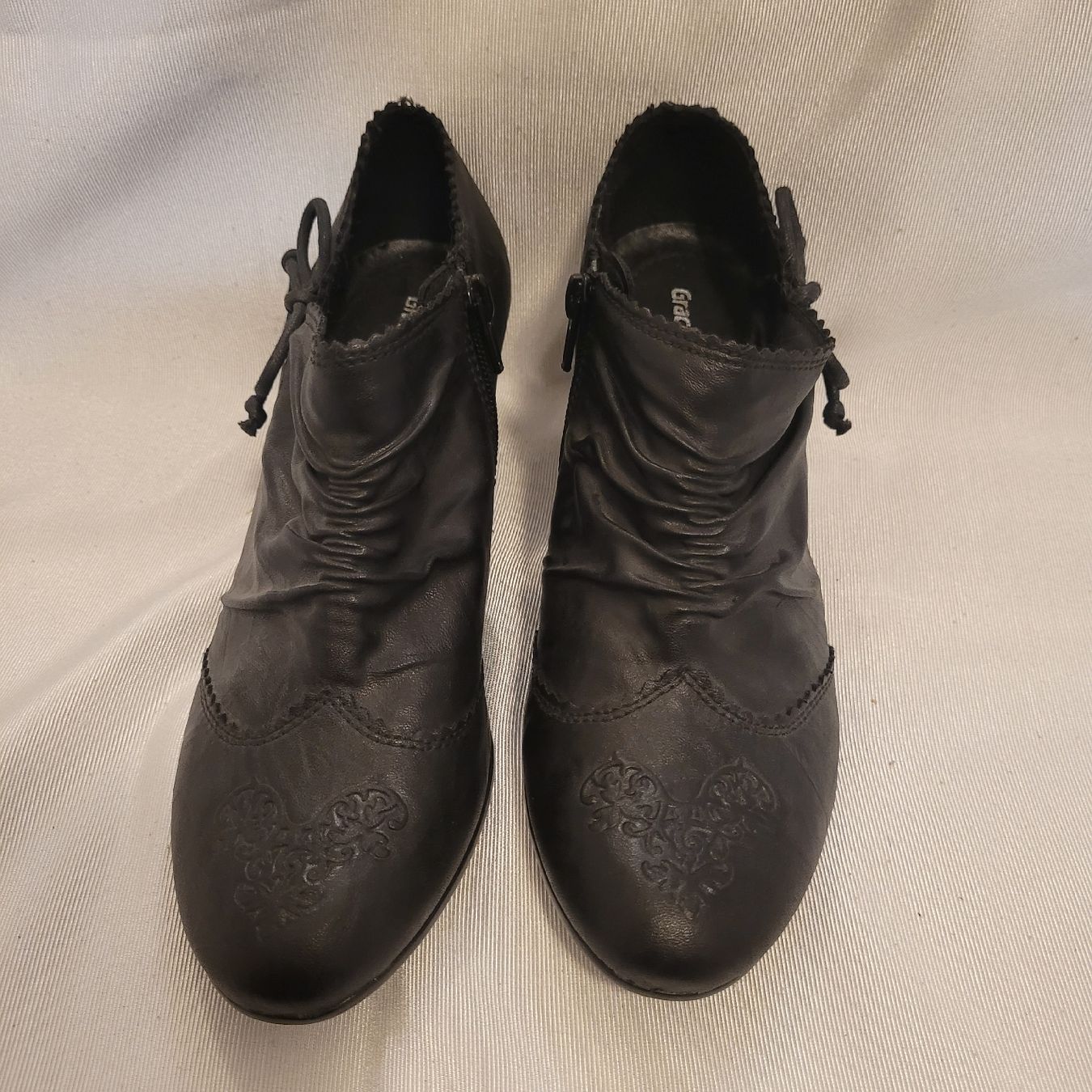 Scarpe da donna: Absatz Schuh 37 – Usato da Niederbuchsiten venduto da klengyel 1