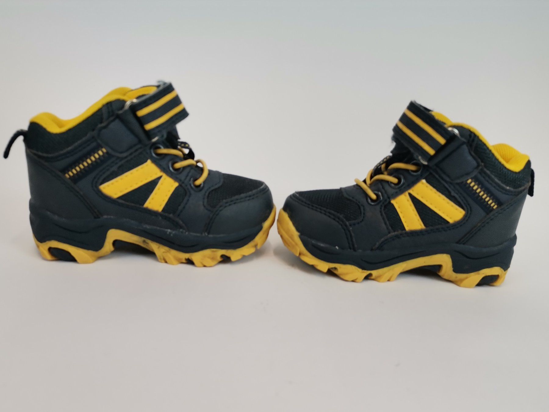 Scarpe per ragazzi: SMILE Kinderwanderschuhe Grösse 21 – Usato da Schaffhausen venduto da Restwert_SH 4