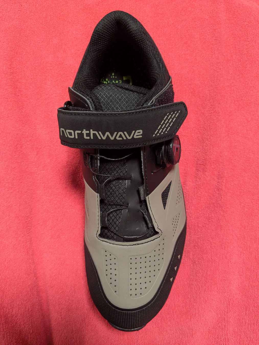 Northwave Scarpe da uomo: Northwave MTB Schuhe Grösse 45gebraucht – Nuovo (secondo la descrizione) da Steffisburg venduto da dik_8w5b