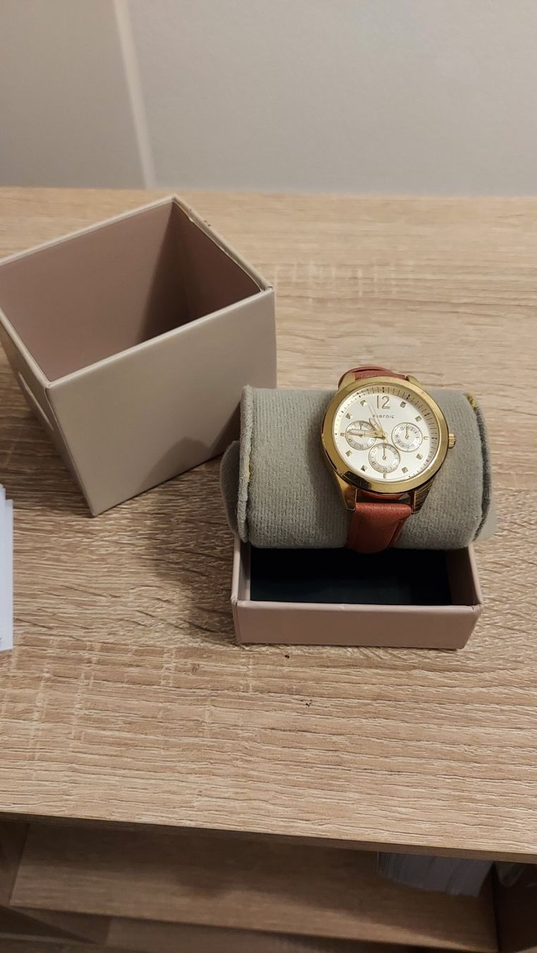 Orologi: Parfois Uhr – Usato da Anglikon venduto da Yari05