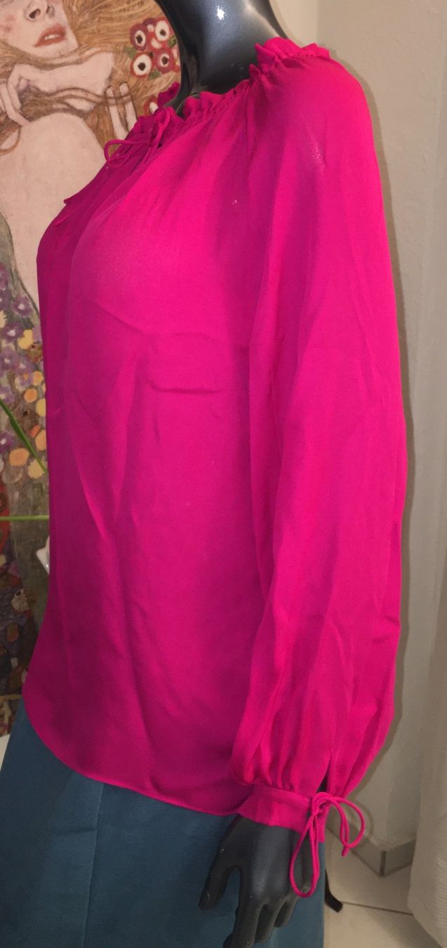 Carolina Herrera Blusen: CAROLINA HERRERA BLUSE GR. M Seide – Neu (gemäss Beschreibung) aus Unteraegeri von MH203 5