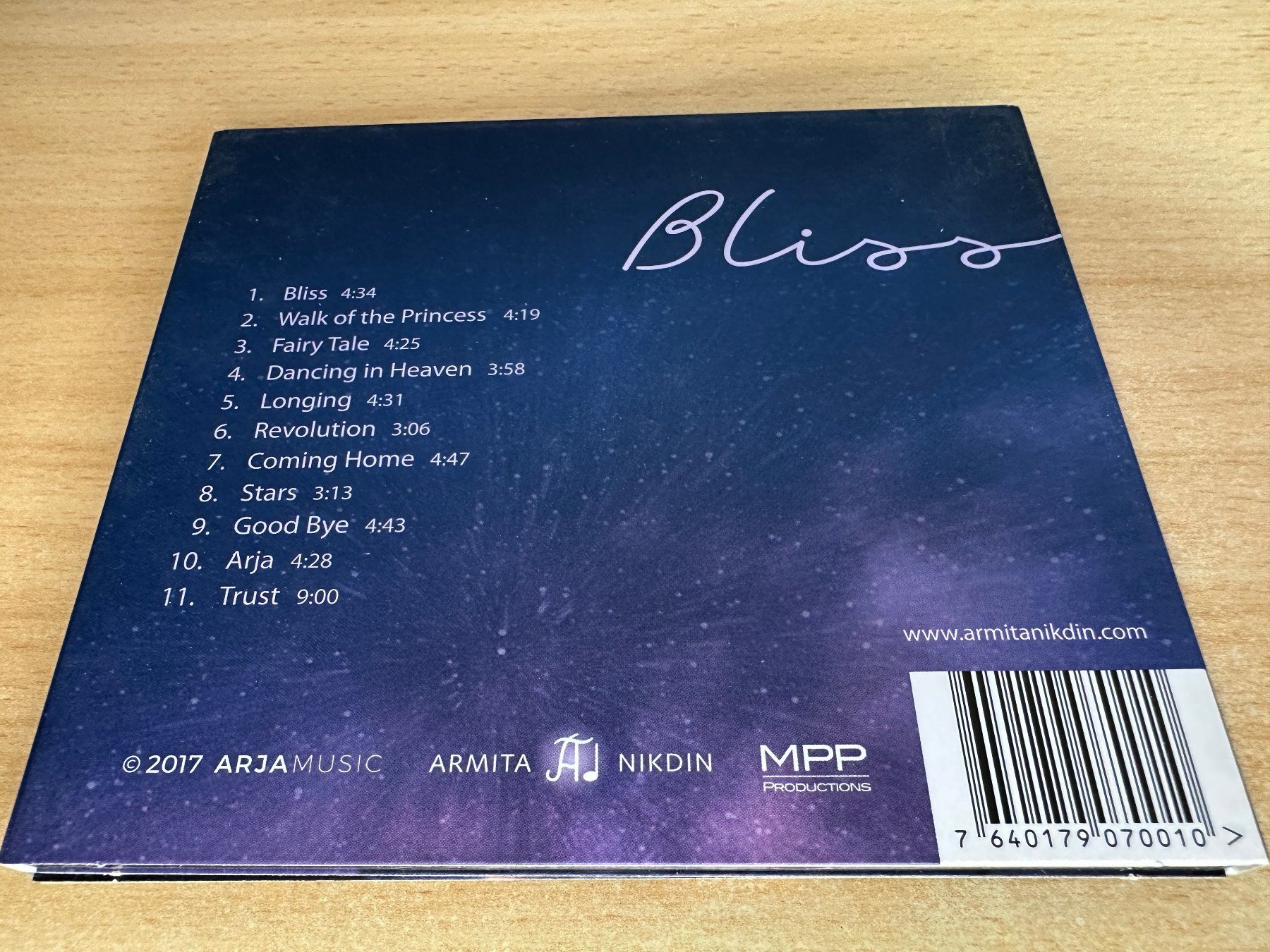 CD: Armita Nikdin - Bliss – Usato da Rikon im Tösstal venduto da Alpenmutz 1