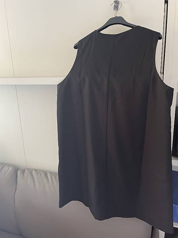 Kleider: Abiti Tg.M H&M mai usati – Gebraucht aus Locarno von ste_8rjr 3