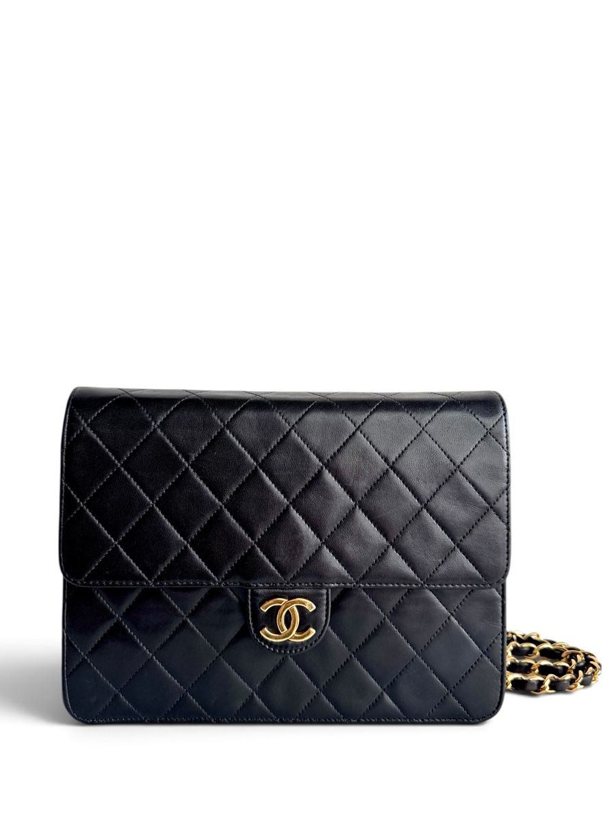 Chanel Taschen für Damen: CHANEL Lambskin Quilted Timeless Single Flap – Gebraucht aus Kriens von hannaandkiko