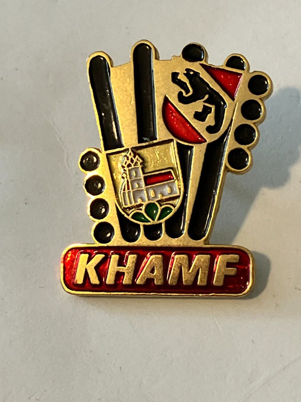 Plaketten & Abzeichen: 1 Pin KHAMF – Gebraucht aus Basel von djwwpp
