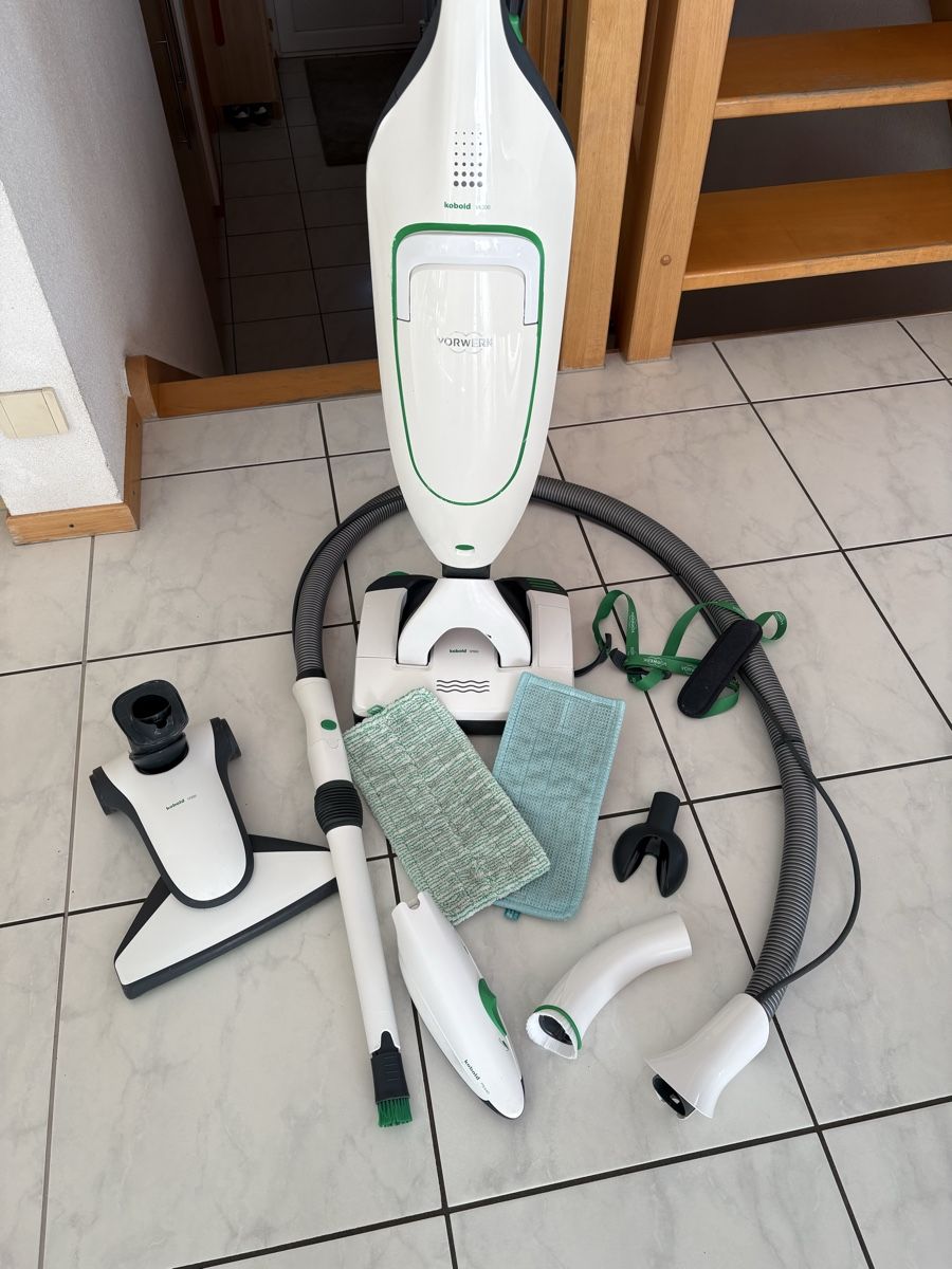 Vorwerk Aspirapolveri & Accessori: Vorwerk Kobold VK200 avec accessoires – Usato da Essert FR venduto da bro_txr8 1