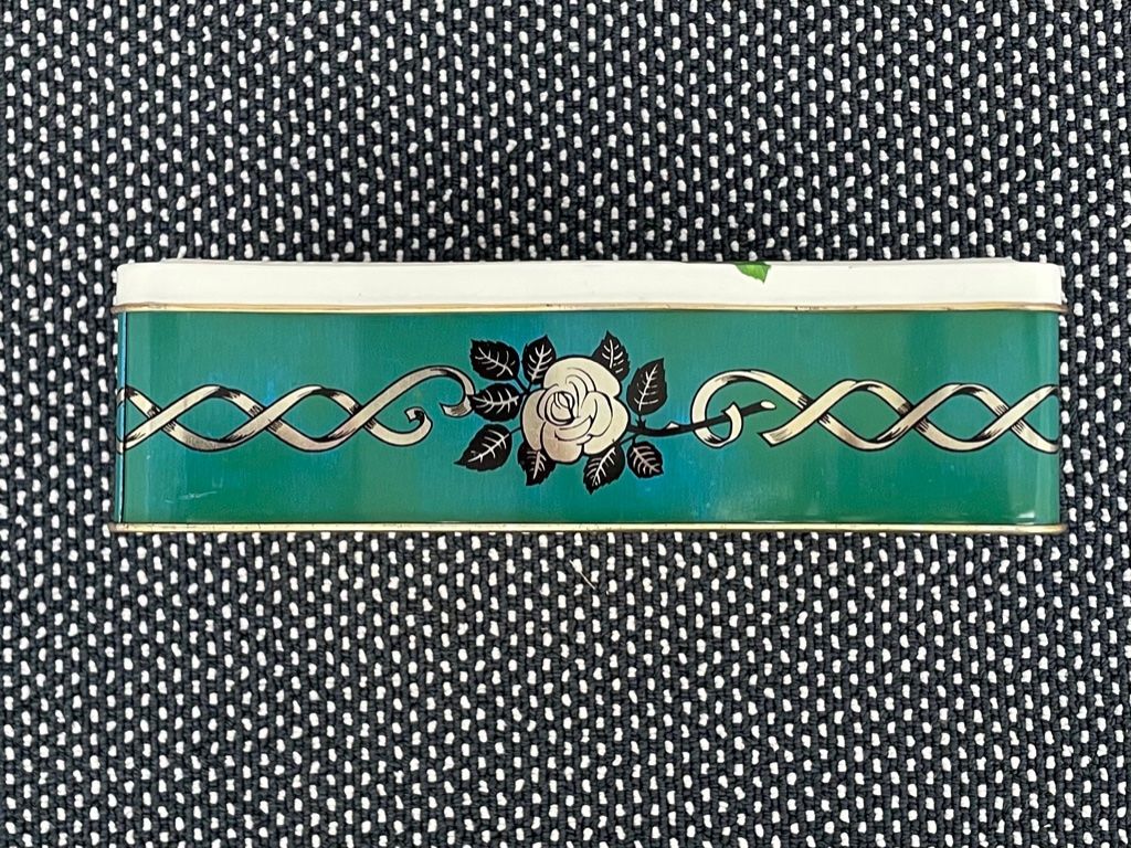 AluBox Barattoli: Antike Blechdose mit Rosen-Motiv - Vintage – Usato da Zürich venduto da Alot16 5