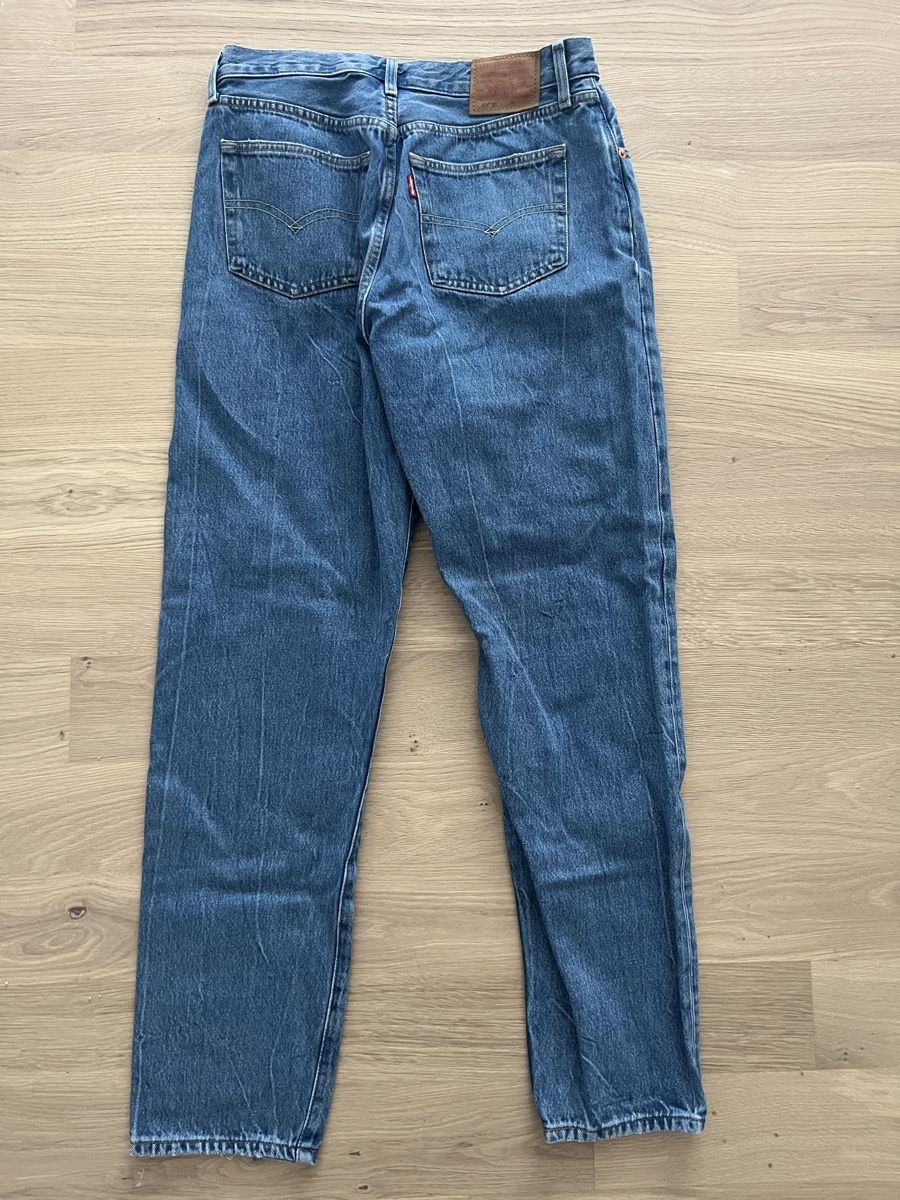 Levi's Jeans: Levi's Jeans W28 / L3 – D'occasion à Stein am Rhein par Selomelo. 1