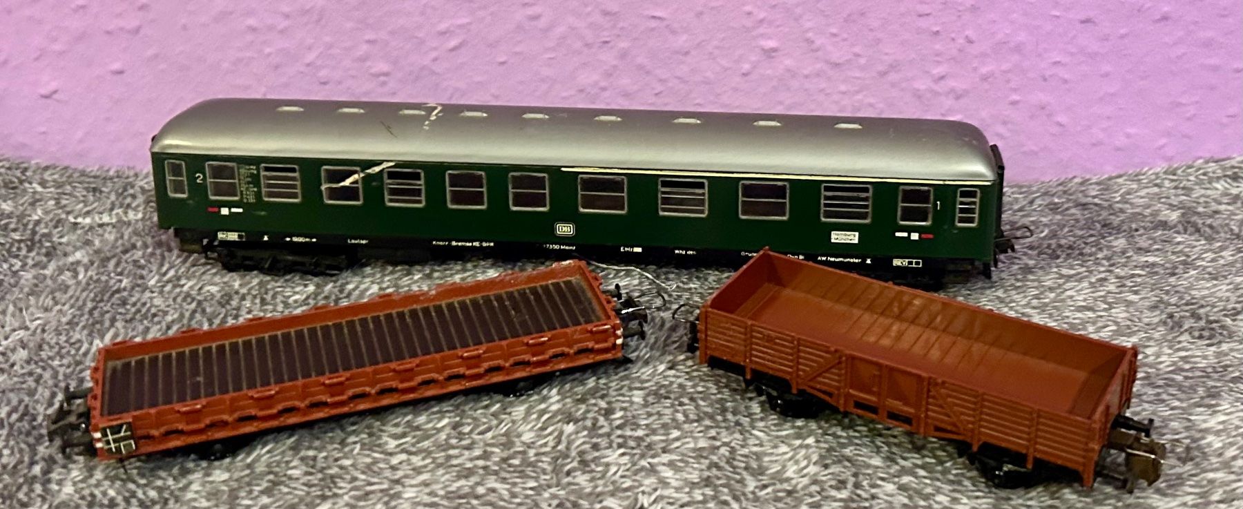 Modellini di ferrovie: Train Jouef + 2 wagons marchandises HO 1/87 – Usato da Petit-Lancy venduto da Pierre_le_voyageur 4