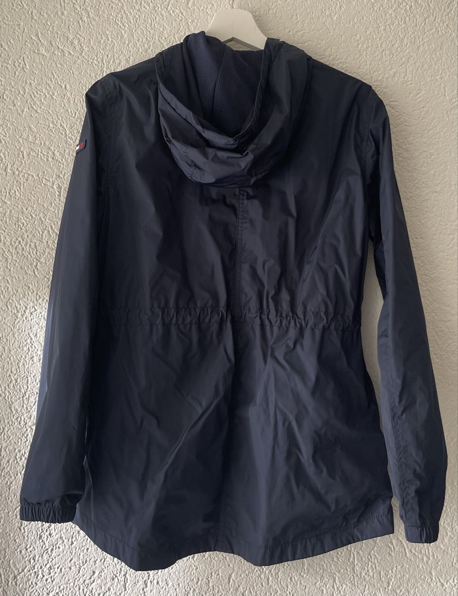Tommy Hilfiger Giacche: Tommy Hilfiger Regenjacke – Nuovo (secondo la descrizione) da Bremgarten AG venduto da lua_ddz2 1