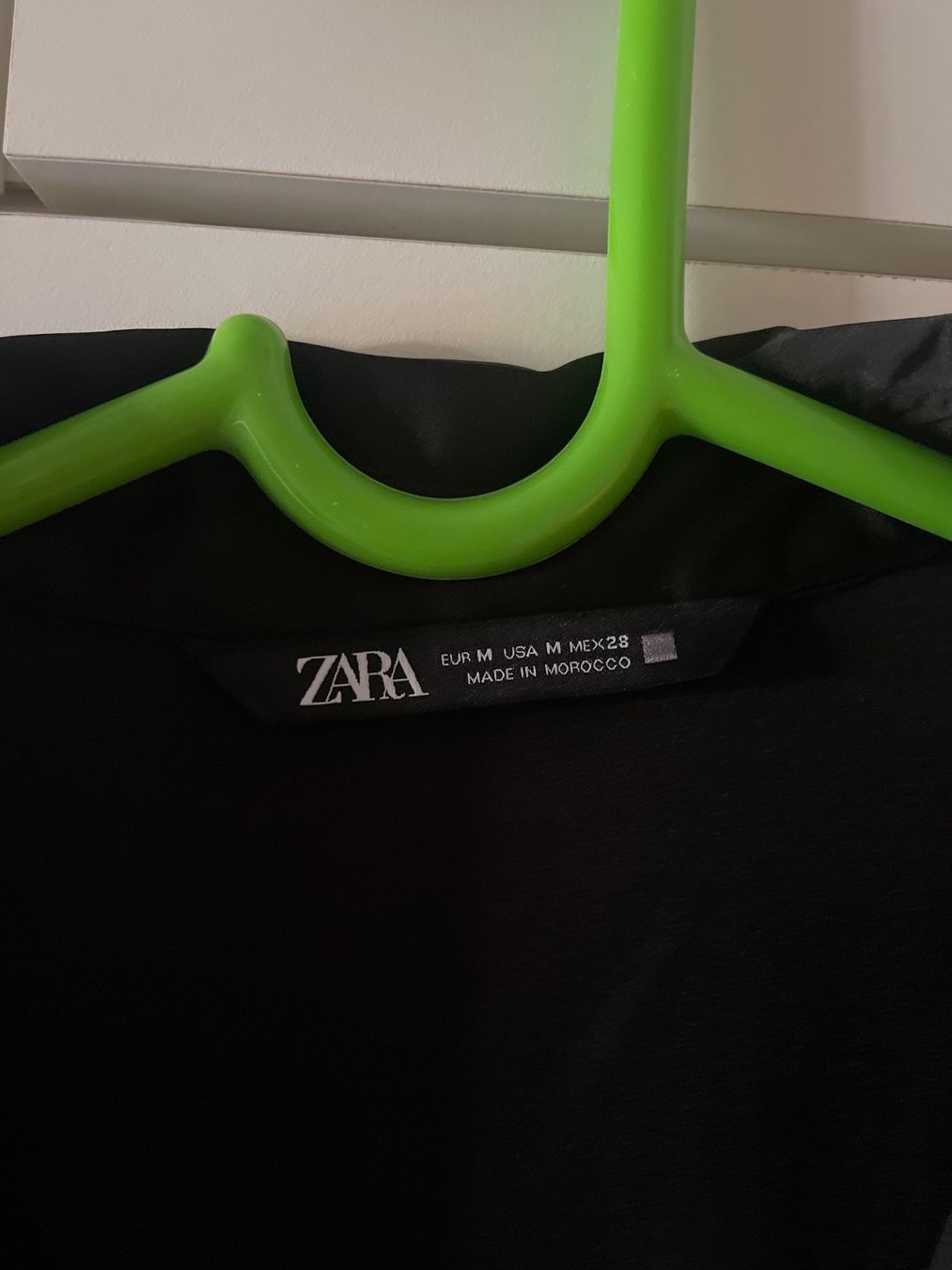 Zara Camicette: Camicetta nera ZARA – Usato da Rancate venduto da Waly__ 1