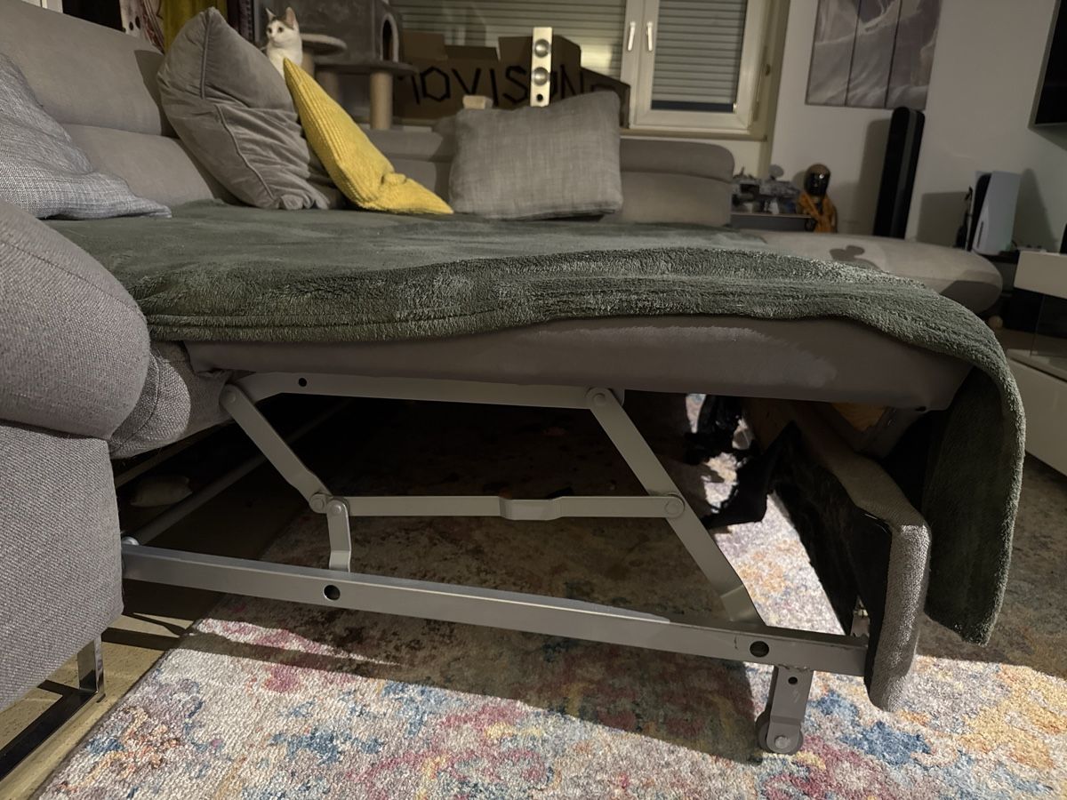 Divani: Ecksofa mit Schlaffunktion – Usato da Zofingen venduto da Mellocco 2