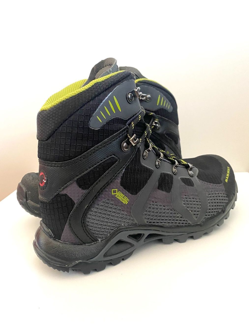 Mammut Chaussures garçon: Mammut Comfort Wanderschuhe gr 37 – Neuf (Voir description) à Zürich par Altruisti 4
