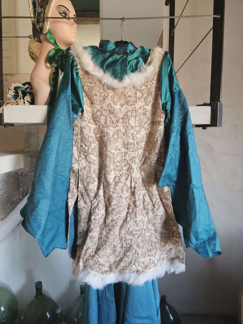 Costumi: Costume renaissance – Usato da Thônex venduto da lacomtessedesfees 4