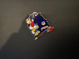 Pin Disney mit Stein Tick Trick und ? Pin Trading
