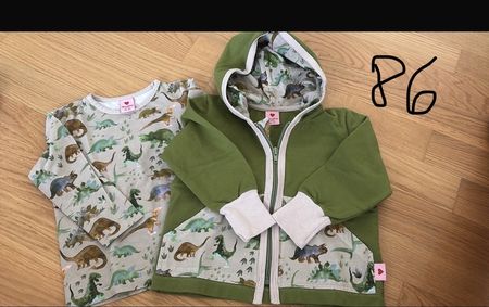 Kinder Set T-Shirt und Jacke Dino  86